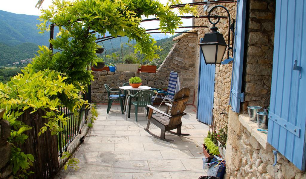 Chambres d'hôtes de l'Abbaye Montbrun-les-Bains Exterior foto