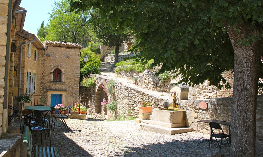 Chambres d'hôtes de l'Abbaye Montbrun-les-Bains Exterior foto