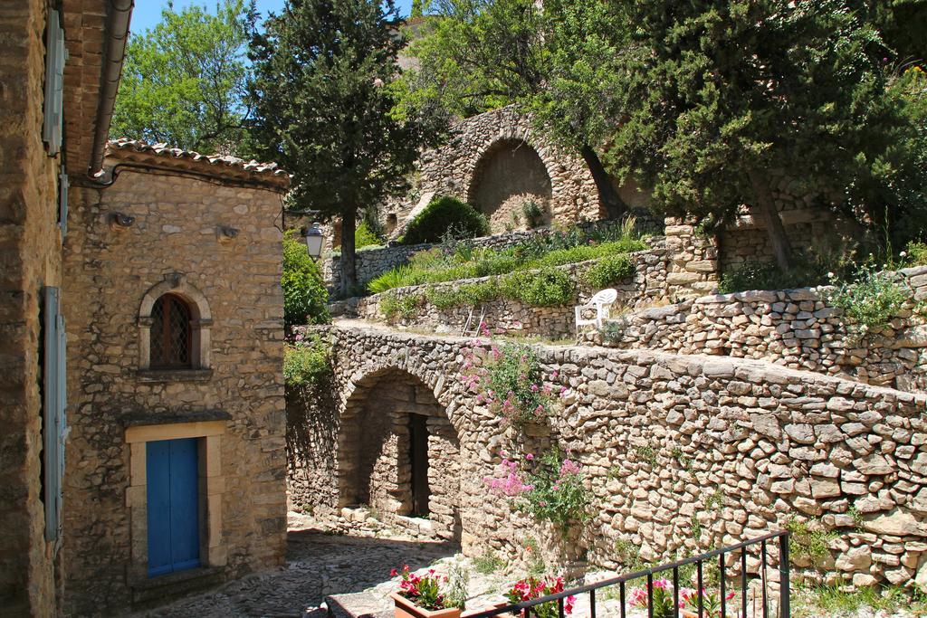 Chambres d'hôtes de l'Abbaye Montbrun-les-Bains Exterior foto