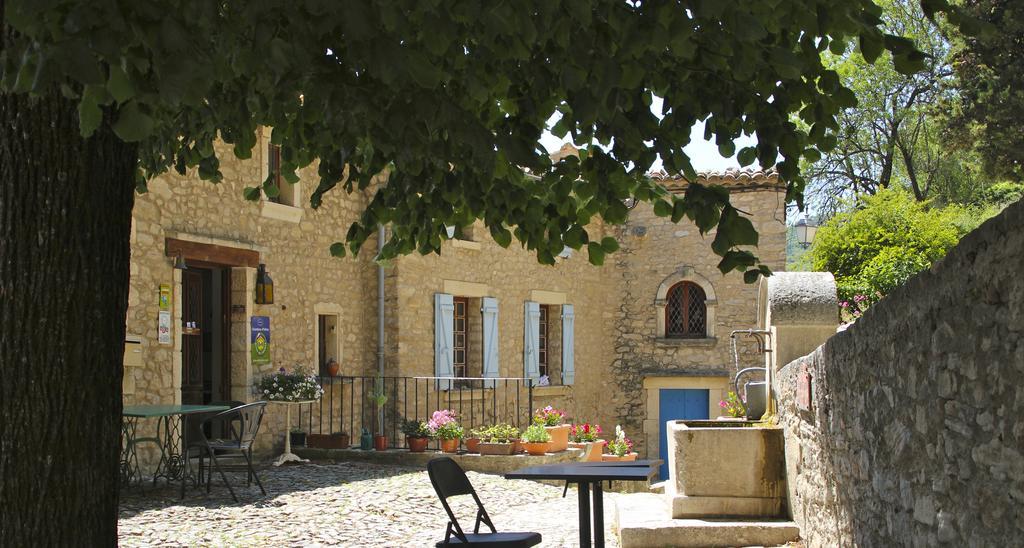 Chambres d'hôtes de l'Abbaye Montbrun-les-Bains Exterior foto